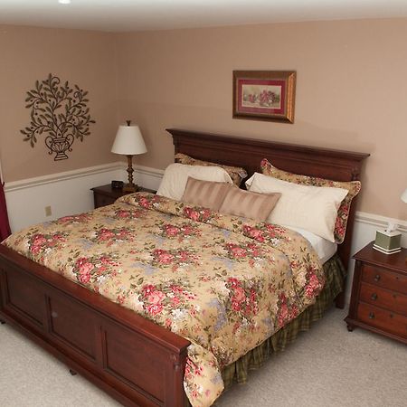 Camelot Restaurant & Inn Clarks Summit Bagian luar foto